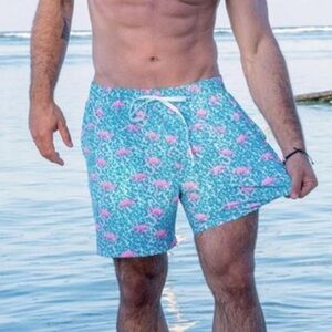 CHUBBIES domingos are for flamingos 7inch board shorts size L